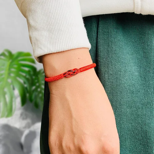 Vista 8 de Pulseras tibetanas hechas a mano con cuerda roja para él y ella, pulsera de la amistad, pulsera de la amistad, hilo negro y rojo para protección