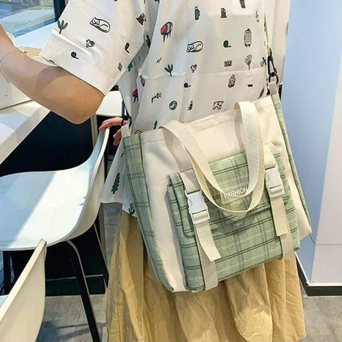Vista 7 de Juego de 5 mochilas escolares de lona kawaii con colgante de pera, lindos alfileres, bolsa para lápices, a cuadros, estética, Rosa, Mediana, Classic