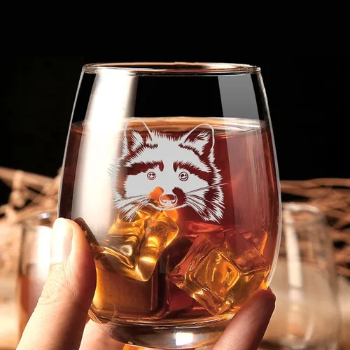 Vista 3 de Racoon Copas de vino sin tallo grabadas divertidas, gran regalo para mujeres u hombres, cumpleaños, jubilación y día de la madre, 17 onzas