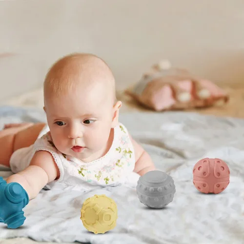 Vista 7 de Paquete de 4 Bolas Sensoriales para Bebé, Juego de Bolas de Uva Fáciles y de Textura Suave para Bebés, Juguetes Sensoriales de Apretar