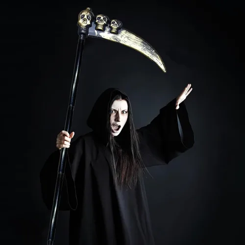 Vista 5 de Disfraz de parca aterrador de Halloween para niños y adultos, espeluznante disfraz de Halloween, accesorios de utilería, guadaña y cadena de segadora