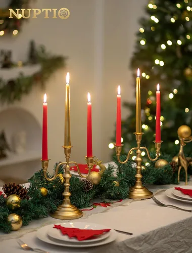 Vista 2 de NUPTIO Candelabros Gold Candelabros: Candelabro de latón con 3 brazos Juego de 2 velas cónicas para decoración de Navidad, chimenea, centros de mesa