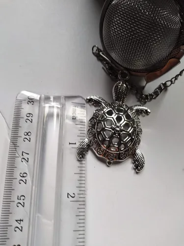 Vista 2 de Infusor de té de tortuga para preparar té suelto