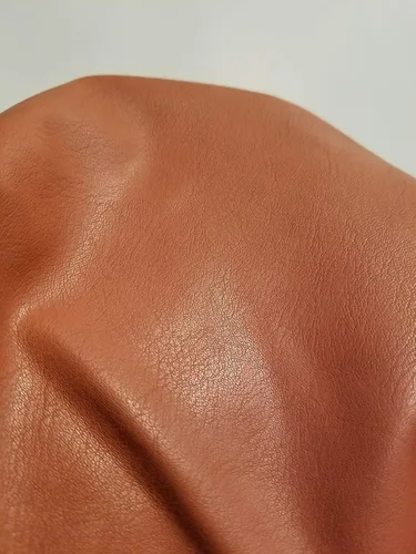 Vista 44 de NAT Leathers™ Cuero sintético sintético suave de piel sintética vegana marrón bellota (aprobado por PETA Vegano) por The Yard Piel sintética