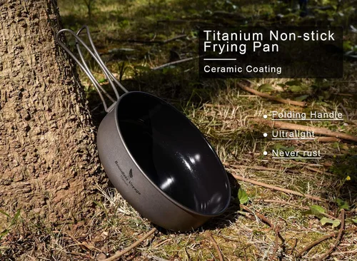 Vista 2 de Boundless Voyage Sartén antiadherente de titanio con mango plegable, revestimiento de cerámica antiadherente, olla de cocina para acampar al aire