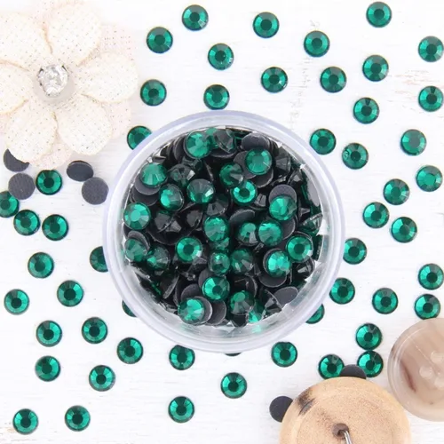 Vista 52 de Estrás para aplicar con calor - 6SS, 10SS, 16SS, 20SS, 30SS - 32 colores Iron-on hotfix rhinestones - add brilliant sparkle to apparel, denim