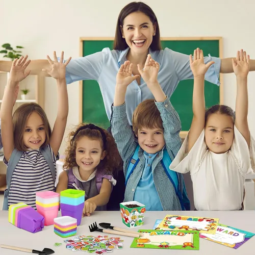 Vista 7 de Elcoho Juego de 36 macetas de plástico para jardín, kit de manualidades de primavera para niños, macetas con 150 calcomanías de espuma, 36