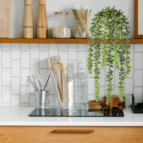 Vista 5 de Plantas suculentas artificiales, pequeña cadena de perlas con maceta de cerámica, cadena de perlas artificiales adecuadas para decoración del jardín