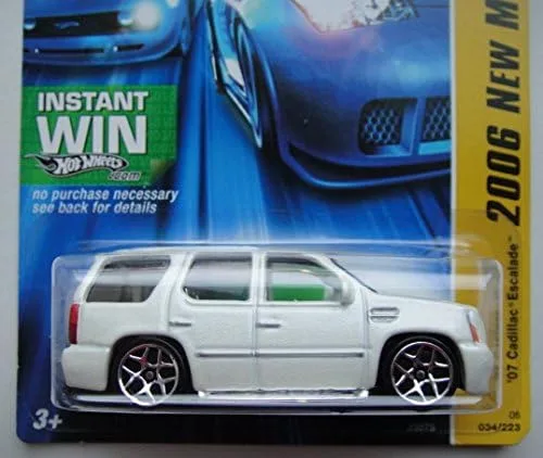 Vista 2 de Hot Wheels 2006 Nuevos modelos 34/38, blanco '07 Cadillac Escalade 34/223 tarjeta de ganancia instantánea