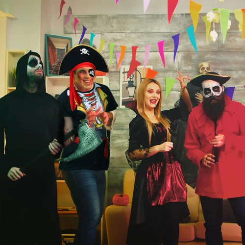 Vista 5 de Eurzom Conjunto de disfraz de pirata de 4 piezas, camisa de crucero caribeño, sombreros de pirata, bandana, parches para los ojos para Halloween