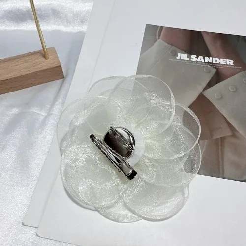 Vista 5 de Delicados broches de flores de rosas, delicados broches de flores de encaje grandes clásicos para bodas, fiestas, banquetes de baile para mujeres