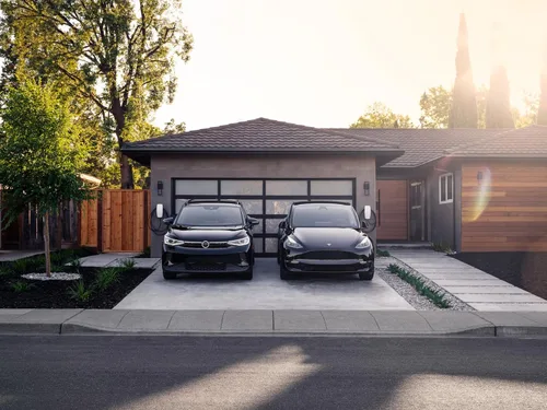 Vista 3 de Tesla Conector de pared universal - Cargador de vehículo eléctrico (EV) con doble enchufe - Compatible con todos los vehículos eléctricos de América