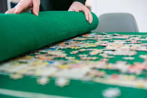 Vista 7 de Jumbo Juegos - Puzzle Mates and Roll - Puzzlematte bis 1500 Teile - Art. Nº 17690