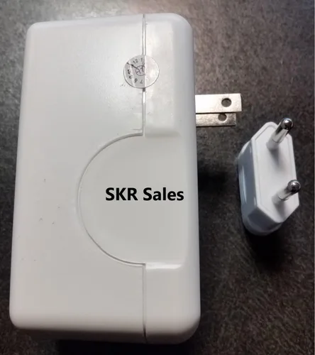 Vista 3 de SKR N'STAR - Convertidor de transformador de voltaje de viaje universal de 100 vatios para subir y bajar
