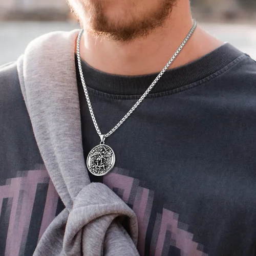Vista 3 de FLYUN St Michael Necklace for Men, Archangel Saint Michael Pendant Medal in Stainless Steel