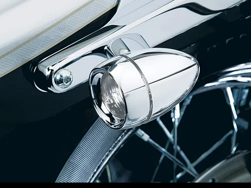 Vista 3 de Kuryakyn 2107 Accesorio de iluminación de motocicleta: Bisel Deep Dish para motocicletas Harley-Davidson 2000-19 con señal de giro de bala/luces