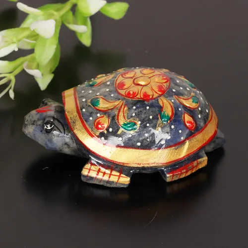 Vista 3 de GEMHUB Estatua de piedra de tortuga de zafiro azul natural de 441.45 ct para decoración del hogar