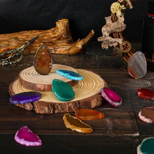 Vista 5 de Nuenen 50 piezas de rebanadas de cristales de ágata a granel pulidos, rebanadas irregulares para mesa de luz, cristales curativos, piedras de geoda