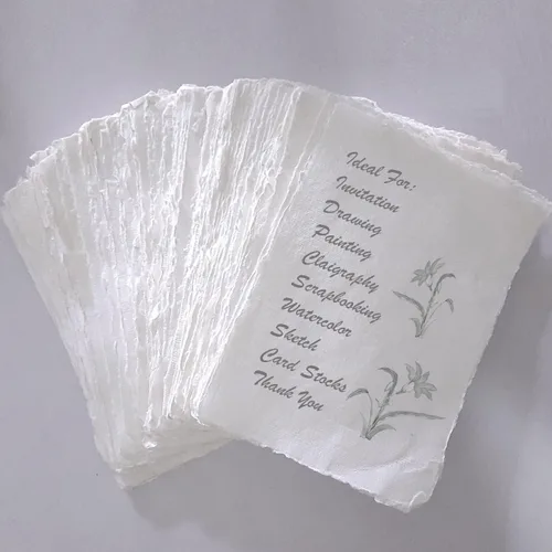 Vista 2 de E-Tailor Hojas sueltas de papel de algodón hechas a mano con borde de cubierta de 130 GSM, blanco marfil (4 x 6) marfil (paquete de 100 hojas)
