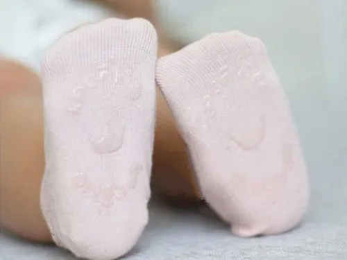 Vista 3 de Calcetines de encaje antideslizantes para bebés recién nacidos, calcetines antideslizantes de princesa Mary Jane, 0-3T, 5