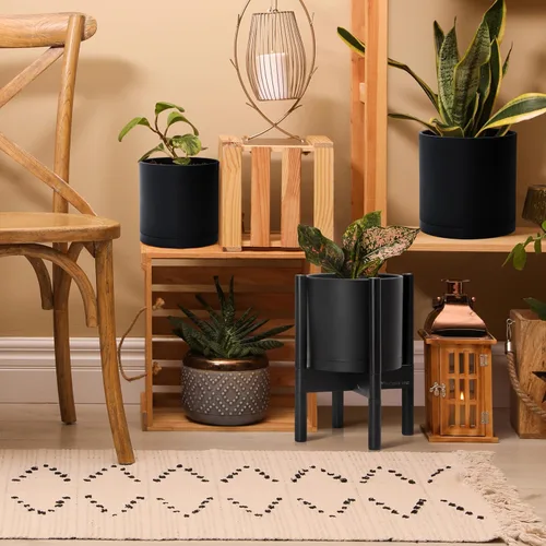 Vista 6 de Maceta de D'vine Dev con soporte - Maceta de flores de cilindro de plástico de 8.0 pulgadas con soporte de madera para interiores, maceta mate negra