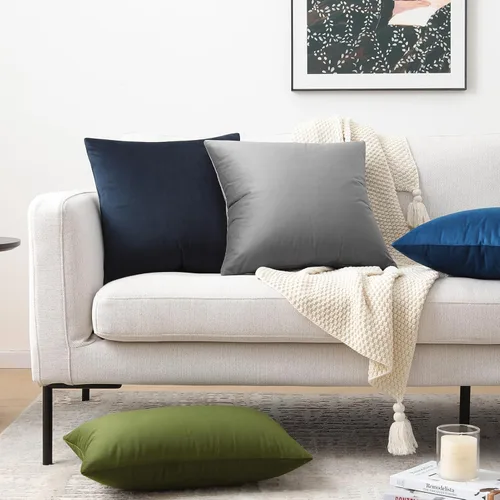 Vista 5 de Mixhug - Fundas de almohada decorativas de terciopelo, fundas de cojín para sofá y cama, juego de 2 fundas azules, 16 x 16 pulgadas