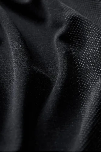 Vista 5 de Fabletics Camiseta The Training Day para hombre, rendimiento, correr, entrenamiento, gimnasio, transpirable, elástica en 4 direcciones