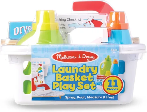 Vista 3 de Melissa & Doug Juego de cesta de lavandería con plancha de madera, tabla de planchar y accesorios (14 piezas) Juego de simulación de lavandería