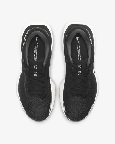 Vista 4 de Nike ZoomX Invincible Run Flyknit - Tenis de correr para mujer Ct2229