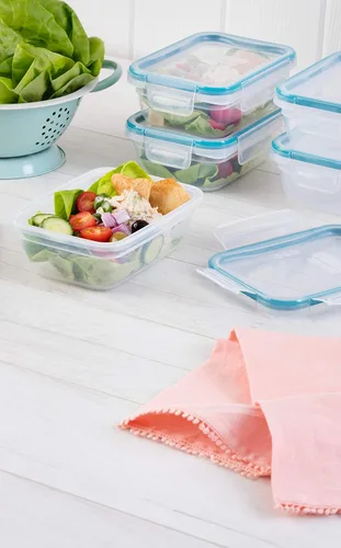 Vista 4 de Snapware Total Solution - Juego de 5 recipientes de plástico (3 tazas) para almacenamiento de alimentos, tapas de bloqueo herméticas y a prueba