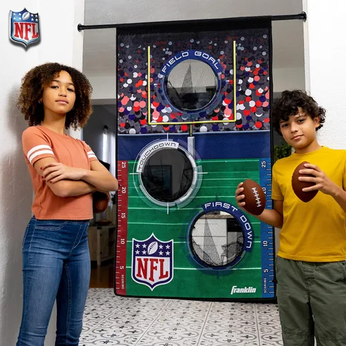 Vista 14 de Franklin Sports NFL Mini juego de tiro de fútbol americano – NFL Door Jam Football Over the Door Target + (4) mini bolas – Juego de lanzamiento de 3