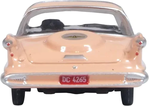 Vista 4 de 1959 Chrysler Imperial Crown 2 puertas Hardtop Rosa Persa con tapa blanca Escala 1/87 (HO) Modelo de automóvil fundido a presión por Oxford Diecast