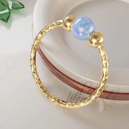 Vista 13 de Anillos de hélice de oro martillado 20G + ópalos + liso