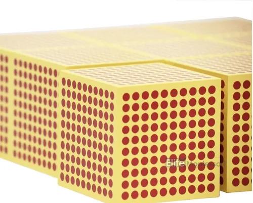 Vista 3 de Elite Montessori 9 Mil Cubos de Madera