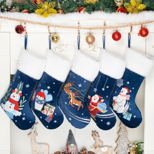 Vista 13 de LUBOT Juego de 4 medias de Navidad grandes para la familia, 20 pulgadas, silueta de búfalo rojo a cuadros para colgar en la chimenea, decoración