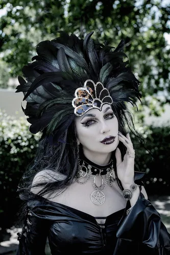 Vista 4 de HOMELEX Tocado de plumas negras para mujer, accesorios de carnaval caribeño