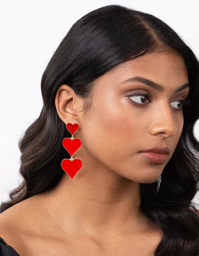 Vista 2 de Aretes colgantes con forma de corazón entrelazado para mujer, aretes colgantes en forma de corazón para mujer, hipoalergénicos, elegantes aretes