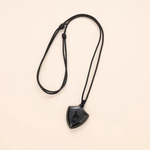 Vista 5 de COAI Collar de amuleto con colgante de escudo de obsidiana negra