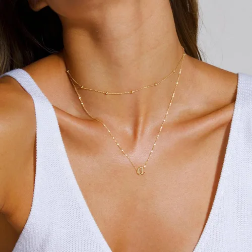 Vista 2 de Yoosteel Collares con inicial en capas para mujer, a la moda, chapados en oro de 14 quilates, collar con dije de letra A-Z, collar con inicial