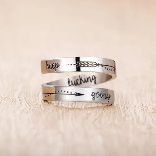 Vista 2 de ZRAY - Anillo de plata con inscripción en inglés "Keep Going", acero inoxidable, tamaño ajustable, regalo de apoyo para mujeres, adolescentes