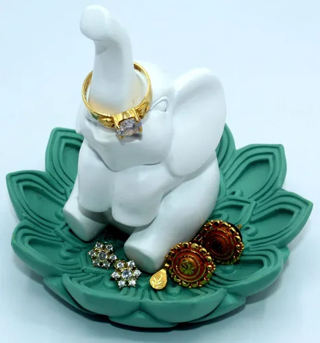Vista 2 de Bandeja de anillos de elefante, organizador de joyas decorativo, soporte para anillos de boda y compromiso, organizador de aretes y collares