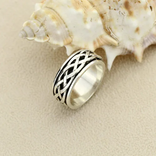 Vista 3 de Anillo de boda y compromiso de plata de ley con diseño celta de 0.315in (tamaño 4 a 14)