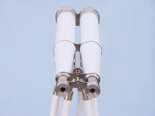 Vista 4 de Pie cromado – Prismáticos Telescopio 62" – CHROME – Ejecutivo de piel Blanco