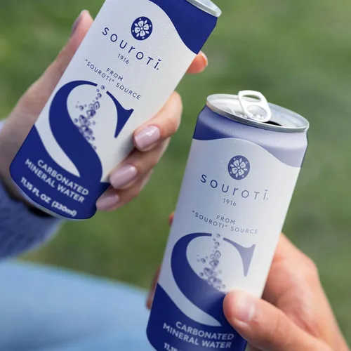 Vista 5 de SOUROTI Agua mineral carbonatada sin sabor con gas Bebida saludable rica en minerales y oligoelementos Paquete de 24, latas de 11.2 onzas