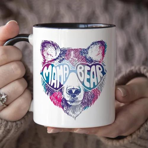 Vista 3 de YouNique Designs Taza de mamá oso, 11 onzas, taza para mamá, taza de mamá oso, taza de café con mamá oso, taza de café única para el día de la madre