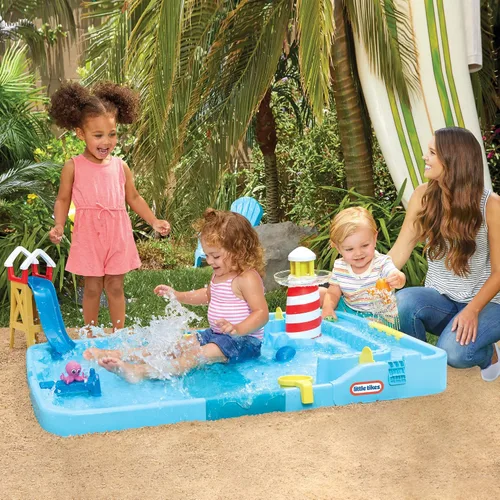 Vista 2 de Little Tikes Splash Beach Mesa de Agua Splash Pad para Niños, Niños, Niñas de 2+ Años