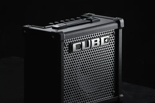 Vista 7 de Amplificador de Guitarra Roland CUBE-10GX de 10 Vatios (CUBE-10GX)