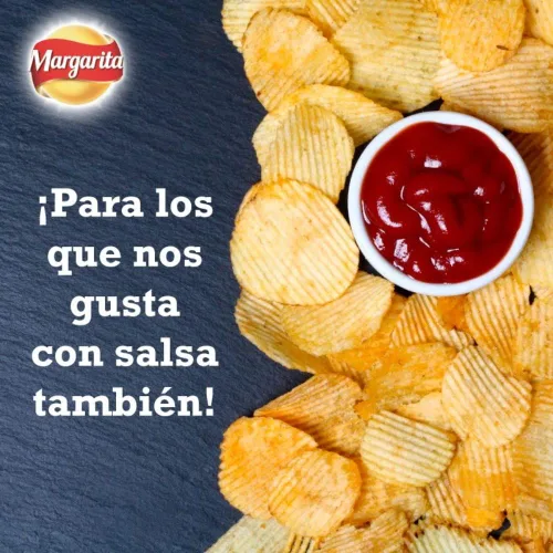 Vista 6 de Papas Margarita (paquete de 24) Papas fritas crujientes sabor pollo y barbacoa Papitas Margarita de Pollo y BBQ mecato Colombiano Bocadillos