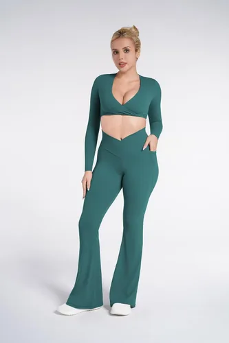 Vista 3 de Sunzel Leggings acampanados, pantalones deportivos y cruzados para yoga, con control de abdomen, cintura alta y piernas anchas