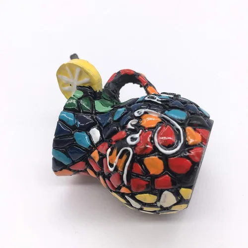 Vista 4 de Imán de nevera Sangría Cerveza España Resina 3D Artesanía Artesanía Turística Viaje Ciudad Recuerdo Colección Letra Etiqueta para Refrigerador